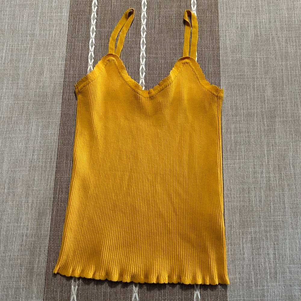 Yellow ribbed tank top